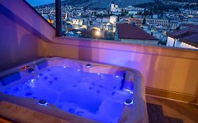 Exclusive Penthouse Old Town With Sauna And Jacuzzi